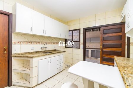 7_photo/94dce5393f.badfd497b63a3b5d-ATLAS-b8eca3aa-5373-460a-b026-c2d3068a1c95.jpg de casa para alugar com 4 quartos, 221m² em Jardim das Américas, Curitiba
