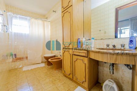 26_photo/94dce53971.ae3d86bef28e162d-ATLAS-869d5744-428f-424e-8211-0892e980ea0f.jpg de casa à venda com 4 quartos, 196m² em Jardim das Américas, Curitiba