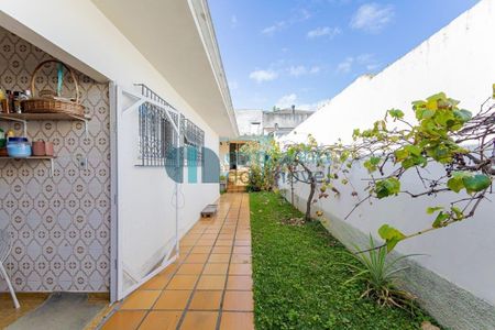 34_photo/94dce53971.ae3d86bef28e162d-ATLAS-895bd313-fa4b-4305-a646-7d90d8f0b001.jpg de casa à venda com 4 quartos, 196m² em Jardim das Américas, Curitiba