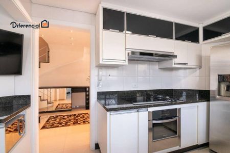 12_photo/94dce539f1.52c7aa5b7c5e7aa0-ATLAS-0b0d7809-97ec-4c32-880a-9e8cfc64224b.jpg de casa à venda com 3 quartos, 158m² em Jardim das Américas, Curitiba