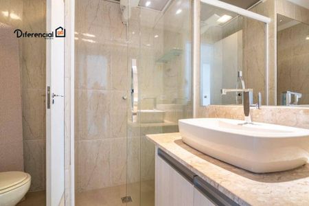 8_photo/94dce539f1.52c7aa5b7c5e7aa0-ATLAS-8fcb5eb0-36e1-43b2-990d-3fcf4c9d7b38.jpg de casa à venda com 3 quartos, 158m² em Jardim das Américas, Curitiba