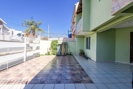 28_photo/94dce539f9.830c96d3368e5de2-ATLAS-2d350e47-6dc3-4ae1-93b1-a73fc4d31331.jpg de casa à venda com 4 quartos, 210m² em Jardim das Américas, Curitiba