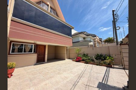 2_photo/94dce53a87.4d93c9f6c7f482ae-ATLAS-1d6231c0-7a04-43ba-a6cb-4dd6429bcfdf.jpg de casa à venda com 4 quartos, 251m² em Jardim das Américas, Curitiba