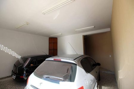 9_photo/94dce53b37.aa3f54dcddd2e04f-ATLAS-0aa892f9-1944-4f48-8ec6-6aab8a27f138.jpg de casa à venda com 4 quartos, 270m² em Jardim das Américas, Curitiba