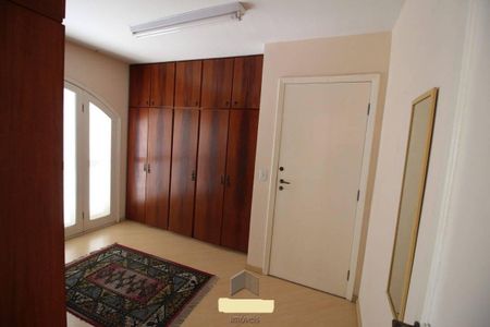 5_photo/94dce53b37.aa3f54dcddd2e04f-ATLAS-7c1a6cf8-ed2e-4ccc-bbe0-67ef8dad0e5f.jpg de casa à venda com 4 quartos, 270m² em Jardim das Américas, Curitiba