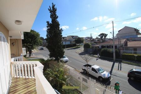 2_photo/94dce53b37.aa3f54dcddd2e04f-ATLAS-9b1ee2c1-9334-40ca-b1b3-05a2ef5cb853.jpg de casa à venda com 4 quartos, 270m² em Jardim das Américas, Curitiba