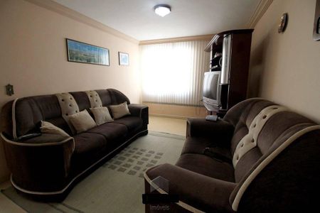 8_photo/94dce53b37.aa3f54dcddd2e04f-ATLAS-cd0cc329-164c-4d61-a205-0ed42200d74e.jpg de casa à venda com 4 quartos, 270m² em Jardim das Américas, Curitiba