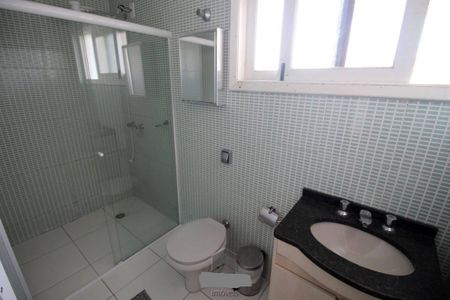 11_photo/94dce53b37.aa3f54dcddd2e04f-ATLAS-dee4220f-cb31-4d5d-912d-41ddb15f8c79.jpg de casa à venda com 4 quartos, 270m² em Jardim das Américas, Curitiba