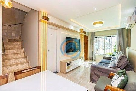 3_photo/94dce53b53.8d769ee6c0acca32-ATLAS-70b6d6f9-93e1-4d41-8f5c-2ddceabd820b.jpg de casa à venda com 3 quartos, 125m² em Jardim das Américas, Curitiba