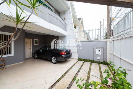 8_photo/94dce53b93.06d0e82101a84137-ATLAS-92151c97-80c8-4a01-a6af-1b23edc76b0e.jpg de casa à venda com 0 quarto, 209m² em Jardim das Américas, Curitiba