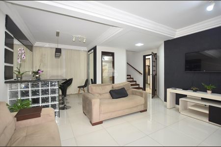 9_photo/94dce53b95.98cf39ec7952f033-ATLAS-cf9fa2f3-27e5-4b43-9e75-ccc6dd4215ef.jpg de casa à venda com 4 quartos, 230m² em Jardim das Américas, Curitiba