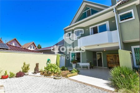 6_photo/94dce53b9d.ceff8192393c33de-ATLAS-beb9a2bc-180f-4dc6-a450-b6a30e959fa8.jpg de casa à venda com 3 quartos, 196m² em Jardim das Américas, Curitiba