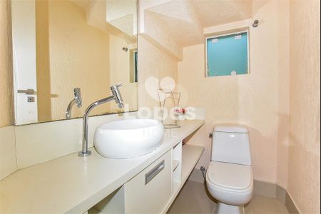 38_photo/94dce53b9d.ceff8192393c33de-ATLAS-fb4b2aec-6edd-4a2f-bca2-29cbbf8f6b9e.jpg de casa à venda com 3 quartos, 196m² em Jardim das Américas, Curitiba