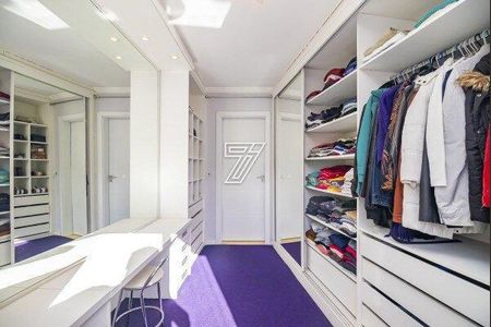 31_photo/94dce53ba3.54b8780a509023fd-ATLAS-3f27dd84-e6e3-4982-a614-bd4e7555aa71.jpg de casa à venda com 3 quartos, 220m² em Jardim das Américas, Curitiba