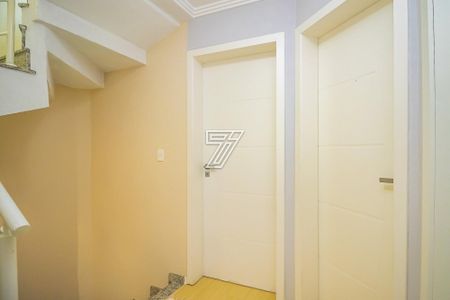 30_photo/94dce53ba3.7fdc5549313b5ac1-ATLAS-512dd660-e018-453c-be00-18c8d0ce273e.jpg de casa à venda com 3 quartos, 220m² em Jardim das Américas, Curitiba