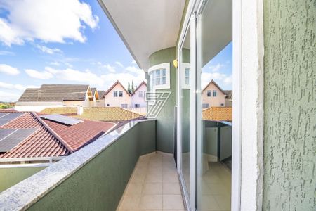 49_photo/94dce53ba3.7fdc5549313b5ac1-ATLAS-5ceb0dcf-e14a-48ef-9faf-3647f19df5d6.jpg de casa à venda com 3 quartos, 220m² em Jardim das Américas, Curitiba