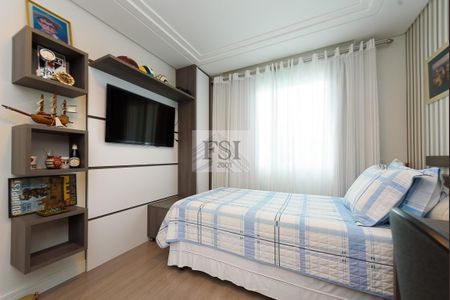 3_photo/94dce53bbf.dd36eae811456584-ATLAS-18fe5be8-6e1b-453d-8eb6-727492a313b5.jpg de casa à venda com 4 quartos, 247m² em Jardim das Américas, Curitiba