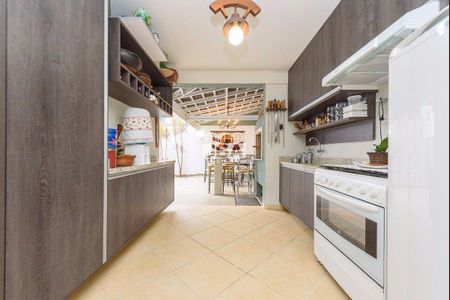 9_photo/94dce53bbf.dd36eae811456584-ATLAS-4addaefe-8bcf-4a2d-95ef-e72a85678149.jpg de casa à venda com 0 quarto, 265m² em Jardim das Américas, Curitiba