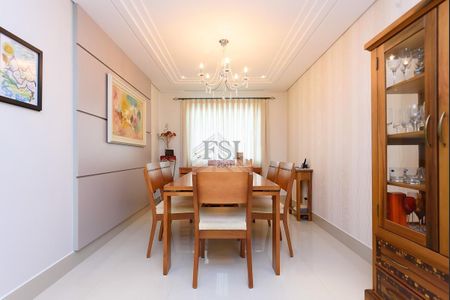 11_photo/94dce53bbf.dd36eae811456584-ATLAS-5bc5e1d5-3aa1-48e6-8fc1-82cdda35b707.jpg de casa à venda com 4 quartos, 247m² em Jardim das Américas, Curitiba