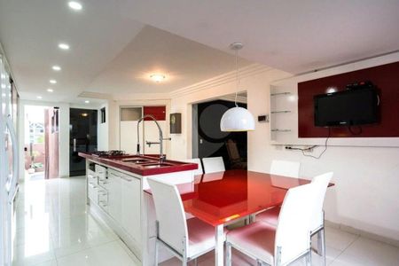 1_photo/94dce53bcd.c1aee057c866752a-ATLAS-0712aa16-4a96-42c1-ae31-5feaa896e75c.jpg de casa à venda com 5 quartos, 490m² em Jardim das Américas, Curitiba