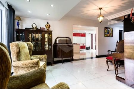 9_photo/94dce53bcd.c1aee057c866752a-ATLAS-2f499f32-3d69-46be-9872-fd8d8b321ed2.jpg de casa à venda com 5 quartos, 297m² em Jardim das Américas, Curitiba