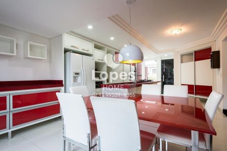 9_photo/94dce53bcd.c1aee057c866752a-ATLAS-4c36bfd9-43ec-42d8-9c49-79e3745778e9.jpg de casa à venda com 5 quartos, 297m² em Jardim das Américas, Curitiba
