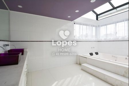 24_photo/94dce53bcd.c1aee057c866752a-ATLAS-6445a4a8-3ee0-4213-9488-25d7e510bb78.jpg de casa à venda com 5 quartos, 297m² em Jardim das Américas, Curitiba
