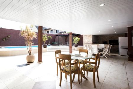 26_photo/94dce53bcd.c1aee057c866752a-ATLAS-c57d844b-c9da-493e-bacd-d9e3f9f2e464.jpg de casa à venda com 5 quartos, 656m² em Jardim das Américas, Curitiba