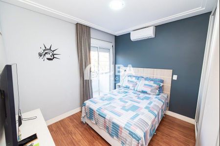 8_photo/94dce53bd9.c6544703e1ae441e-ATLAS-2f52129a-0630-4214-9a4b-01e107dfd819.jpg de casa à venda com 4 quartos, 315m² em Jardim das Américas, Curitiba