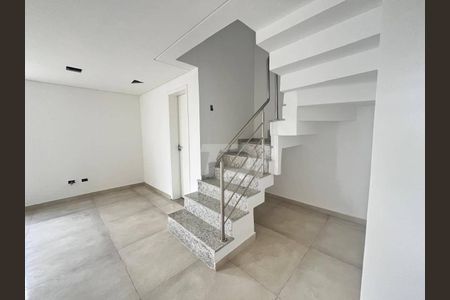 7_photo/94dce53c57.34d7a8b22dd9bb0d-ATLAS-5344d4cf-af2a-4854-86c5-10cde7efb87d.jpg de casa à venda com 3 quartos, 133m² em Jardim das Américas, Curitiba