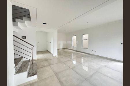 6_photo/94dce53c57.34d7a8b22dd9bb0d-ATLAS-8e590e9e-98cf-445f-be3d-1587158ef3c4.jpg de casa à venda com 3 quartos, 133m² em Jardim das Américas, Curitiba