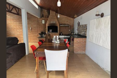 12_photo/94dce53ce1.ba1c0bc9cbfcae1e-ATLAS-1c0a09c7-2dd5-4940-b971-c120e7ff2a09.jpg de casa à venda com 4 quartos, 170m² em Jardim das Américas, Curitiba