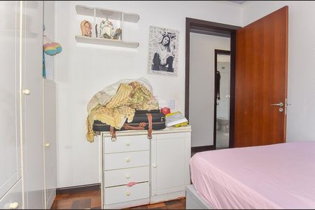 44_photo/94dce53d51.70d42bc12121e670-ATLAS-b70cba42-e808-4e99-b105-813a765b5a59.jpg de casa à venda com 5 quartos, 162m² em Jardim das Américas, Curitiba