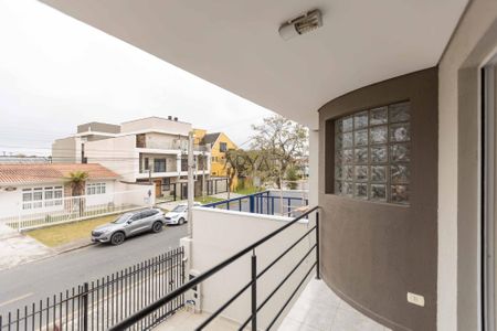 7_photo/94dce53d99.c534a13112f3ee46-ATLAS-a0150682-d058-4ef7-9e5b-c3fcbb43d6c6.jpg de casa à venda com 3 quartos, 260m² em Jardim das Américas, Curitiba