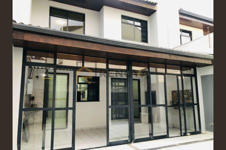 31_photo/94dce53e47.fd4e69175d3a2864-ATLAS-c70fecc2-8df8-43fb-8a5f-f3aa39ab41ed.jpg de apartamento para alugar com 5 quartos, 185m² em Jardim das Américas, Curitiba