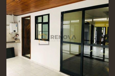 30_photo/94dce53e47.fd4e69175d3a2864-ATLAS-d3fe080c-897f-4b21-83d0-1e4942487bed.jpg de apartamento para alugar com 5 quartos, 185m² em Jardim das Américas, Curitiba