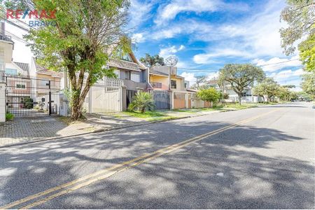 1_photo/94dce53e7d.19e03aecb237846c-ATLAS-01fea0a8-c16a-4ffe-b64a-d215dd345b83.jpg de casa à venda com 3 quartos, 150m² em Jardim das Américas, Curitiba