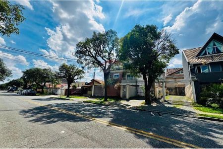 4_photo/94dce53e7d.19e03aecb237846c-ATLAS-10c9dca8-947e-45a8-a803-e3f656663294.jpg de casa à venda com 3 quartos, 150m² em Jardim das Américas, Curitiba