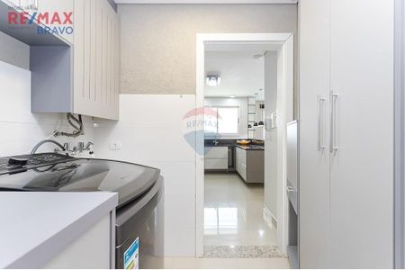 12_photo/94dce53e7d.19e03aecb237846c-ATLAS-6ffee628-efe8-4435-b9ce-52110d0f8e51.jpg de casa à venda com 3 quartos, 150m² em Jardim das Américas, Curitiba