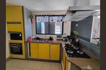 11_photo/94dce53f55.7980aed8fa71c73b-ATLAS-c85dd93a-0a45-409e-af87-761af5808fb9.jpg de casa à venda com 5 quartos, 265m² em Jardim das Américas, Curitiba