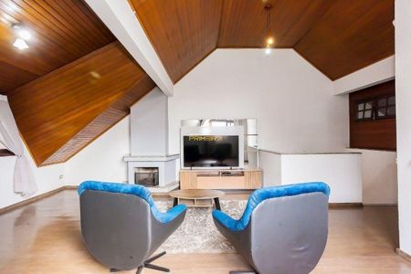 28_photo/94dce53f9f.6ba4ef9df26df2e3-ATLAS-0654c3ef-2e0e-4b96-9fdf-2f3246a3a566.jpg de casa à venda com 3 quartos, 240m² em Jardim das Américas, Curitiba