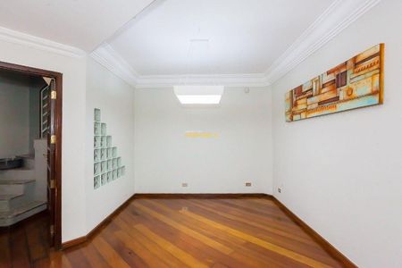 6_photo/94dce53f9f.6ba4ef9df26df2e3-ATLAS-67df6a21-9a8e-4e9f-88af-f7048e18afa2.jpg de casa à venda com 3 quartos, 240m² em Jardim das Américas, Curitiba