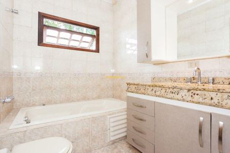 21_photo/94dce53f9f.6ba4ef9df26df2e3-ATLAS-8473eb99-4d9d-4baa-b0b0-6678514ce9af.jpg de casa à venda com 3 quartos, 240m² em Jardim das Américas, Curitiba