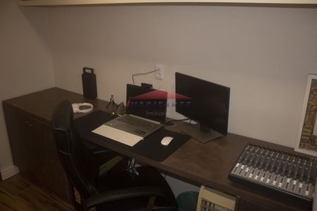 37_photo/94dce53ff7.cc0201f8805184ab-ATLAS-20b99c10-d441-424c-bc04-e5d4e44b7018.jpg de casa à venda com 3 quartos, 150m² em Cajuru, Curitiba