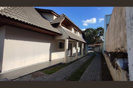 3_photo/94dce54053.8d1d596cf1356774-ATLAS-0c0d3fc6-682d-4a2f-9148-726c1cabf863.jpg de casa à venda com 4 quartos, 280m² em Cajuru, Curitiba