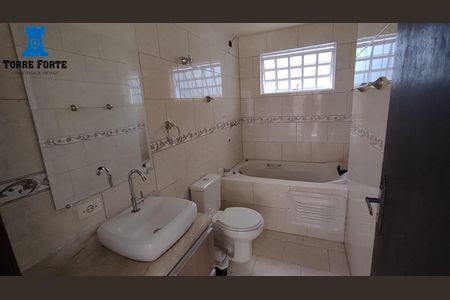 21_photo/94dce54053.8d1d596cf1356774-ATLAS-bedff93c-059f-469d-8c9d-8c4f0c8bef25.jpg de casa à venda com 4 quartos, 280m² em Cajuru, Curitiba