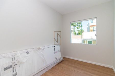 8_photo/94dce54069.701fe0a72bce1d38-ATLAS-2acd61a3-194f-45a2-8af9-ef1c898fa7e3.jpg de casa à venda com 3 quartos, 131m² em Cajuru, Curitiba