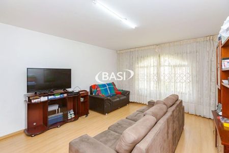 7_photo/94dce540e1.4a45f4b4caf255e7-ATLAS-d98cae48-9e5c-4218-83ec-d5be47f8e380.jpg de casa à venda com 4 quartos, 400m² em Cajuru, Curitiba