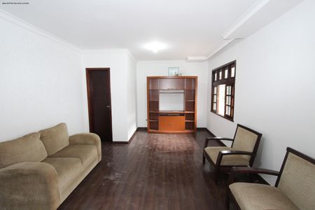 5_photo/94dce54107.9eb5d2fc35c3b0f7-ATLAS-e815ccff-3b4a-4e87-b372-739a1bc7f0b6.jpg de casa à venda com 3 quartos, 158m² em Cajuru, Curitiba