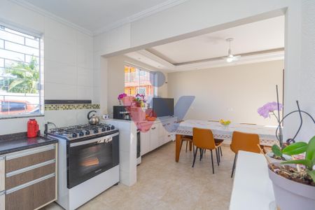 2_photo/94dce5416b.dabf6d33826e301d-ATLAS-07ebd426-6ab5-4607-bbf6-05725317de83.jpg de casa à venda com 3 quartos, 140m² em Cajuru, Curitiba